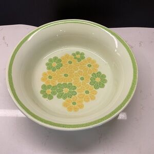 Franciscan 1970’s Picnic Daisy pattern serving bowl green & yellow wCream Finish